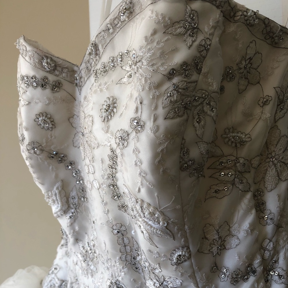 Lazaro wedding dress